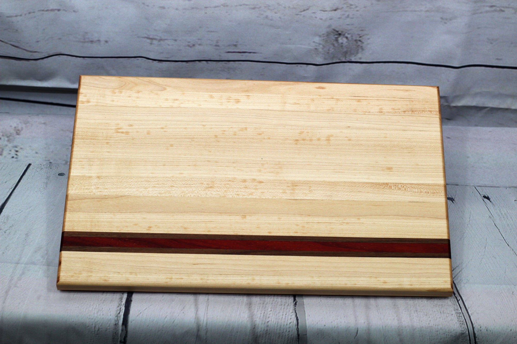 Cutting board (maple, walnut, padauk)