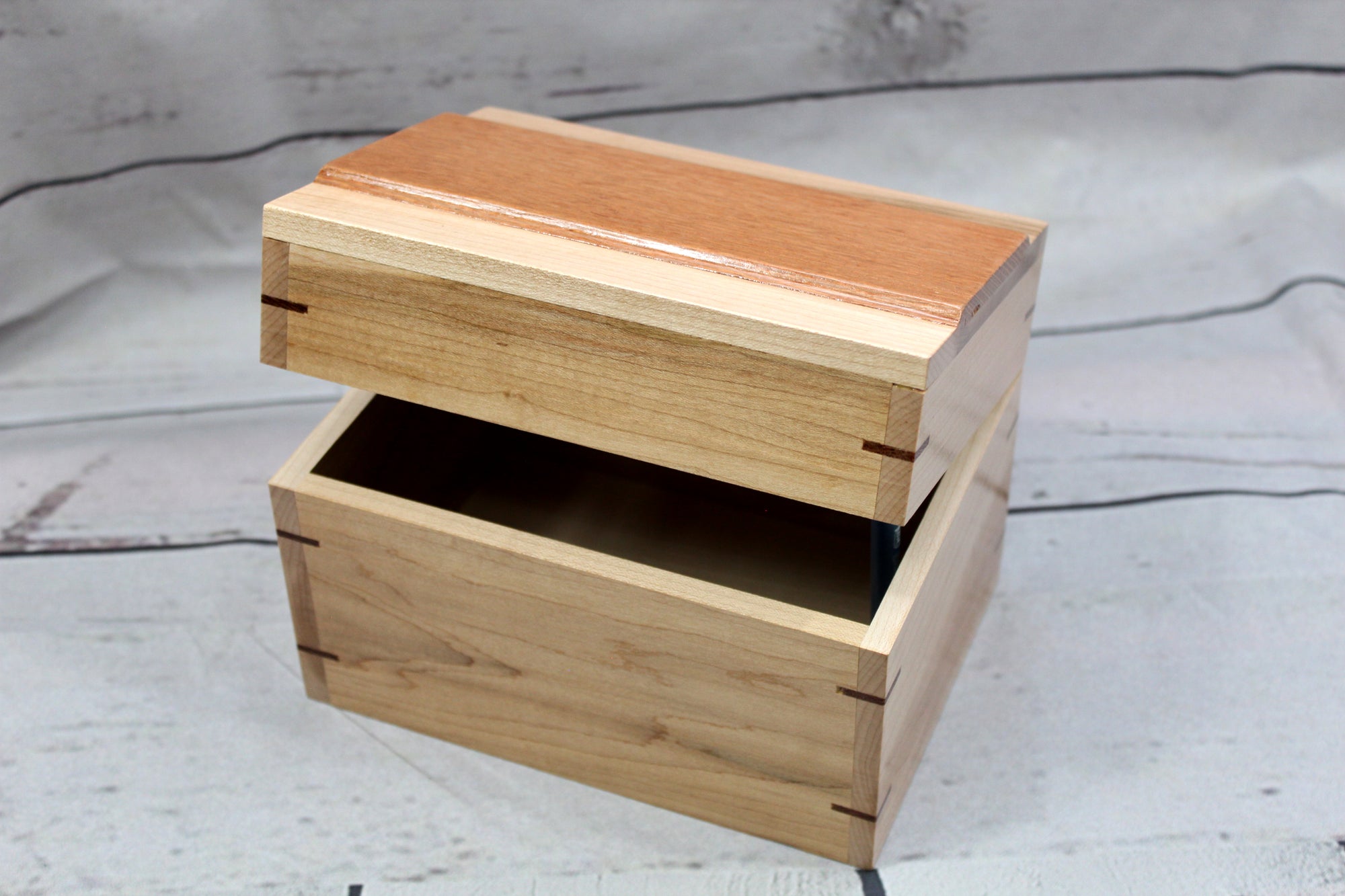 SOLDRecipe box (maple and lace wood)
